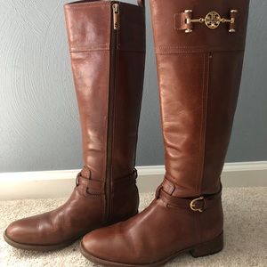 tory burch boots